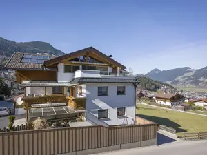 Ferienwohnung für 8 Personen (110 m²) in Fügen