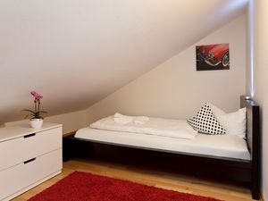 23884712-Ferienwohnung-4-Füssen-300x225-5