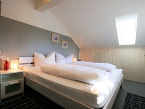 23884717-Ferienwohnung-4-Füssen-300x225-5