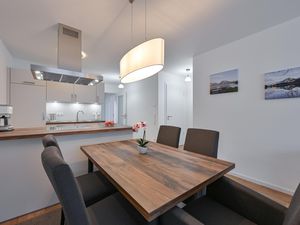 23886970-Ferienwohnung-4-Füssen-300x225-5