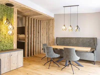 DiningRoom