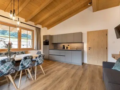 Ferienwohnung für 6 Personen (90 m²) in Fügen 1/10