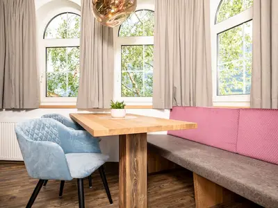 DiningRoom