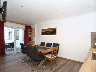 DiningRoom