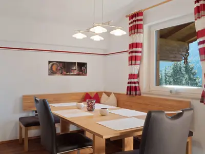 DiningRoom