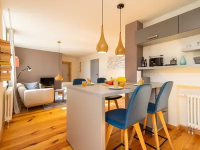 Eßbereich und Wohnzimmer