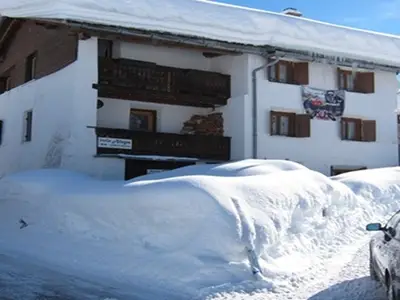 Ferienwohnung für 3 Personen (90 m²) in Fuldera 6/10
