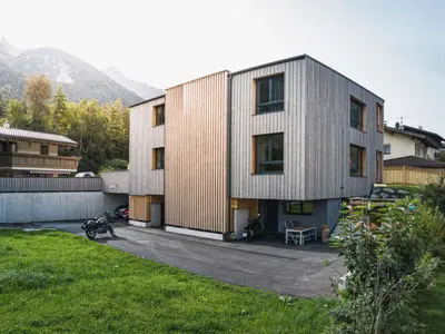 Haus Alpenglück (Ferienwohnung unten rechts)