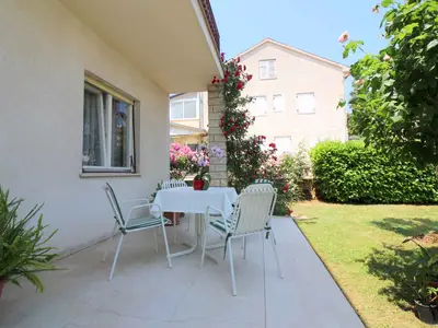 Ferienwohnung für 4 Personen (100 m²) in Funtana 2/10