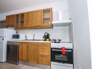 23776276-Ferienwohnung-6-Funtana-300x225-5