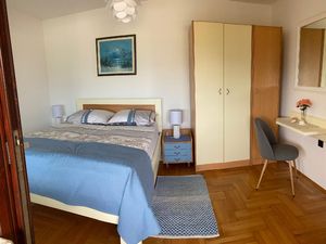 23467075-Ferienwohnung-4-Funtana-300x225-1