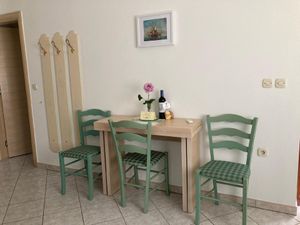 23463792-Ferienwohnung-4-Funtana-300x225-5