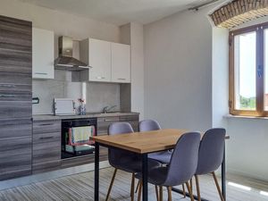 23766511-Ferienwohnung-2-Funtana-300x225-1