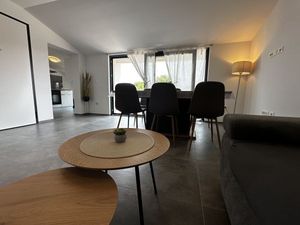 24049911-Ferienwohnung-6-Funtana-300x225-2