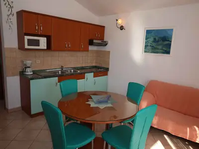 Ferienwohnung für 4 Personen (48 m²) in Funtana 9/10