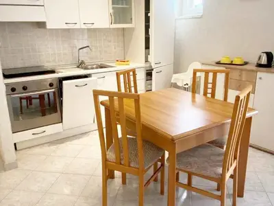 Ferienwohnung für 5 Personen (65 m²) in Funtana 4/8