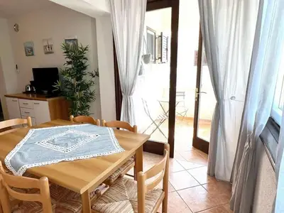 DiningRoom