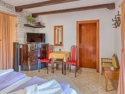 Ferienwohnung für 2 Personen (26 m²) in Funtana 4/10
