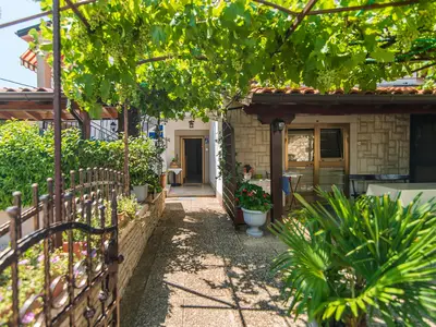 Ferienwohnung für 2 Personen (26 m²) in Funtana 10/10