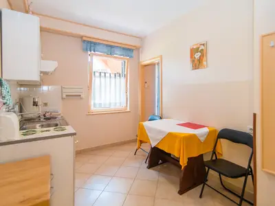 Ferienwohnung für 4 Personen (54 m²) in Funtana 9/10