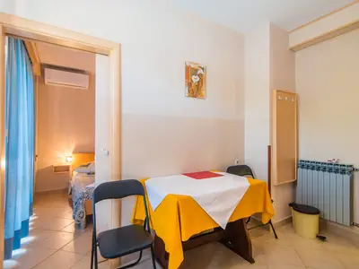 Ferienwohnung für 4 Personen (54 m²) in Funtana 10/10