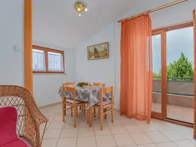 Ferienwohnung für 2 Personen (56 m²) in Funtana 3/10