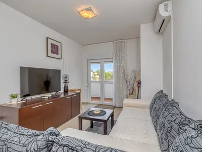 Ferienwohnung für 4 Personen (50 m²) in Funtana 2/10