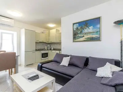Ferienwohnung für 4 Personen (50 m²) in Funtana 1/10