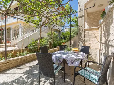 Ferienwohnung für 5 Personen (60 m²) in Funtana 1/10