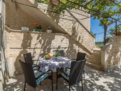 Ferienwohnung für 5 Personen (60 m²) in Funtana 3/10