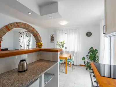 Ferienwohnung für 2 Personen (60 m²) in Funtana 8/10