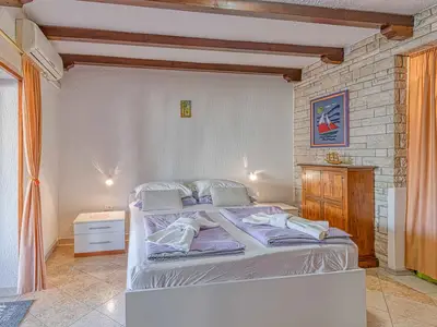 Ferienwohnung für 2 Personen (25 m²) in Funtana 1/10
