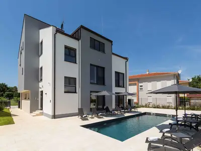 Ferienwohnung für 6 Personen (100 m²) in Funtana 1/10