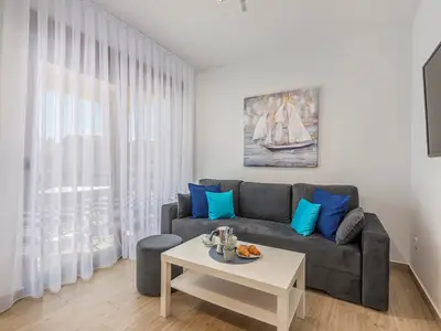 Ferienwohnung für 2 Personen (50 m²) in Funtana 2/10