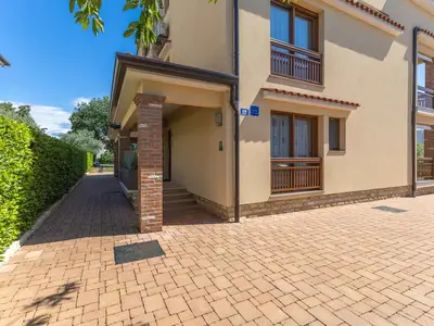 Ferienwohnung für 4 Personen (60 m²) in Funtana 9/10