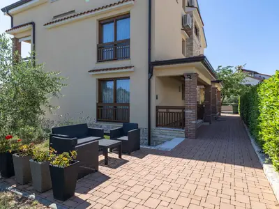 Ferienwohnung für 4 Personen (60 m²) in Funtana 9/10