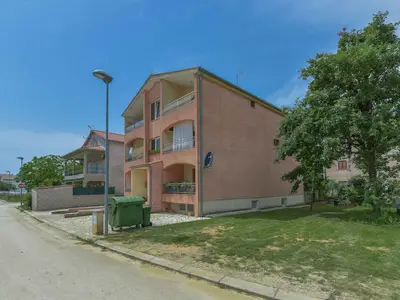 Ferienwohnung für 2 Personen (55 m²) in Funtana 2/10