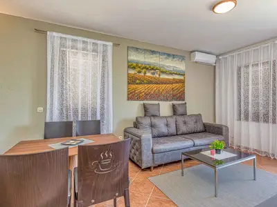 Ferienwohnung für 4 Personen (50 m²) in Funtana 7/10