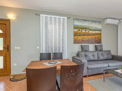 Ferienwohnung für 4 Personen (50 m²) in Funtana 9/10