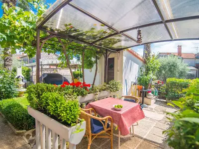 Ferienwohnung für 2 Personen (25 m²) in Funtana 1/10