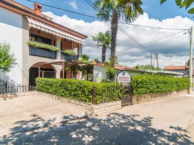 Ferienwohnung für 2 Personen (25 m²) in Funtana 2/10