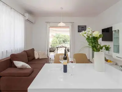 Ferienwohnung für 4 Personen (46 m²) in Funtana 9/10