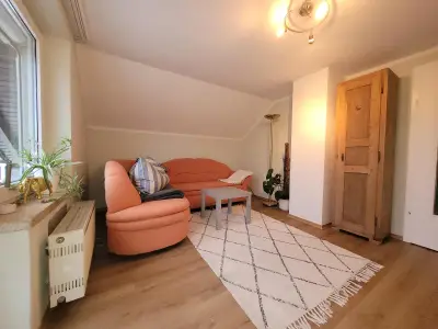 Wohnzimmer mit Couch