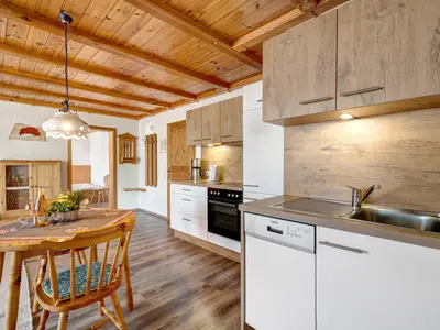 KITCHEN, INSIDE