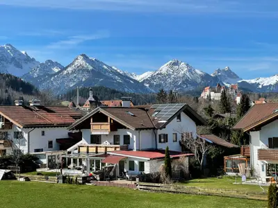 Aussicht auf die Altstadt und die Pfrontener Berge