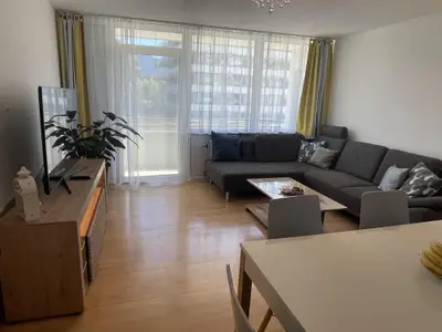 Wohn-/Esszimmer