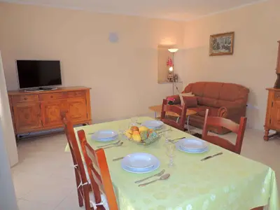 Ferienwohnung für 3 Personen (50 m²) in Gabonjin 8/10