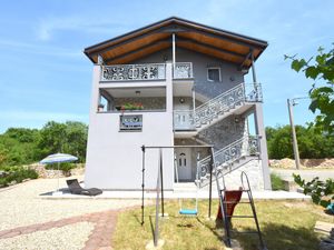 Ferienwohnung für 5 Personen (65 m²) in Gabonjin