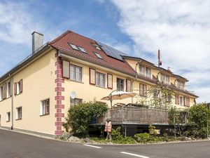 19171345-Ferienwohnung-8-Gaienhofen-300x225-2