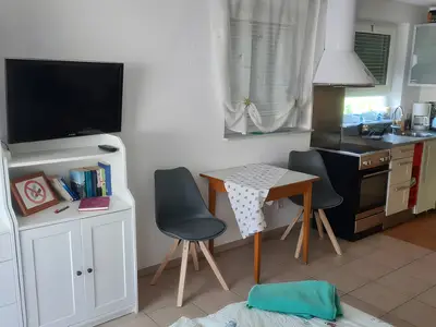 Photo, INSIDE, OUTSIDE